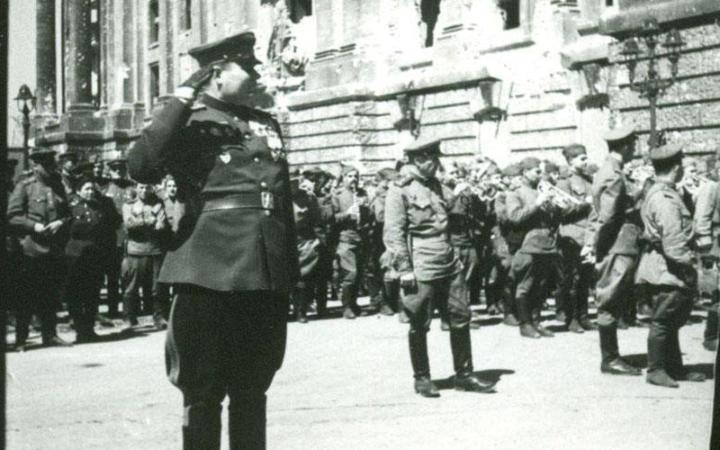 Парад Советских войск в Берлине.